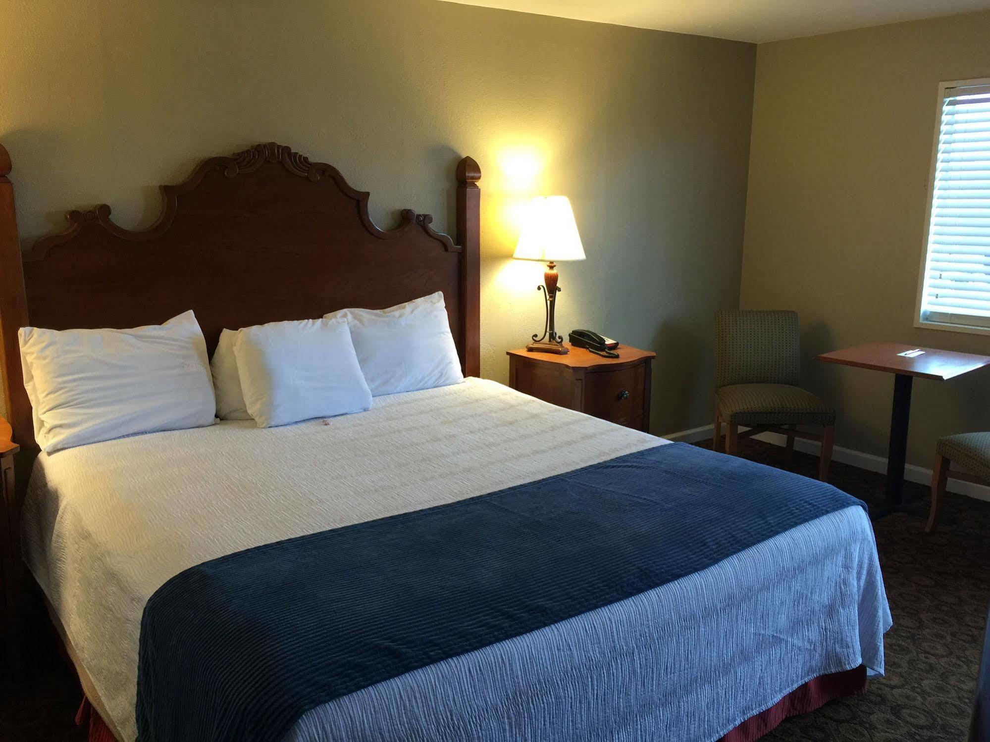 Kentucky Lake Inn Gilbertsville Εξωτερικό φωτογραφία